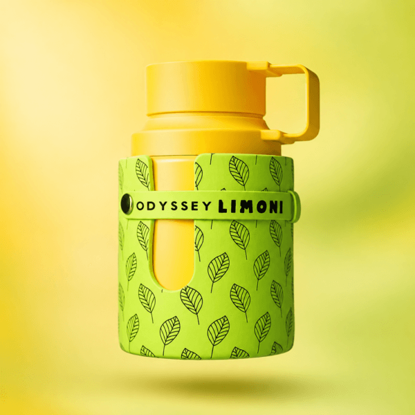 Frasco de Odyssey Limoni Fresh de Armaf sobre fondo verde degradado