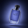 Frasco de Hawas for Him de Rasasi sobre fondo azul degradado