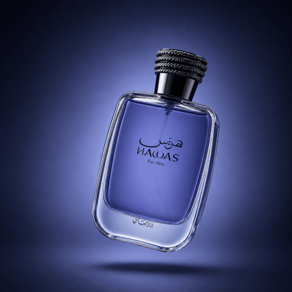 Frasco de Hawas for Him de Rasasi sobre fondo azul degradado
